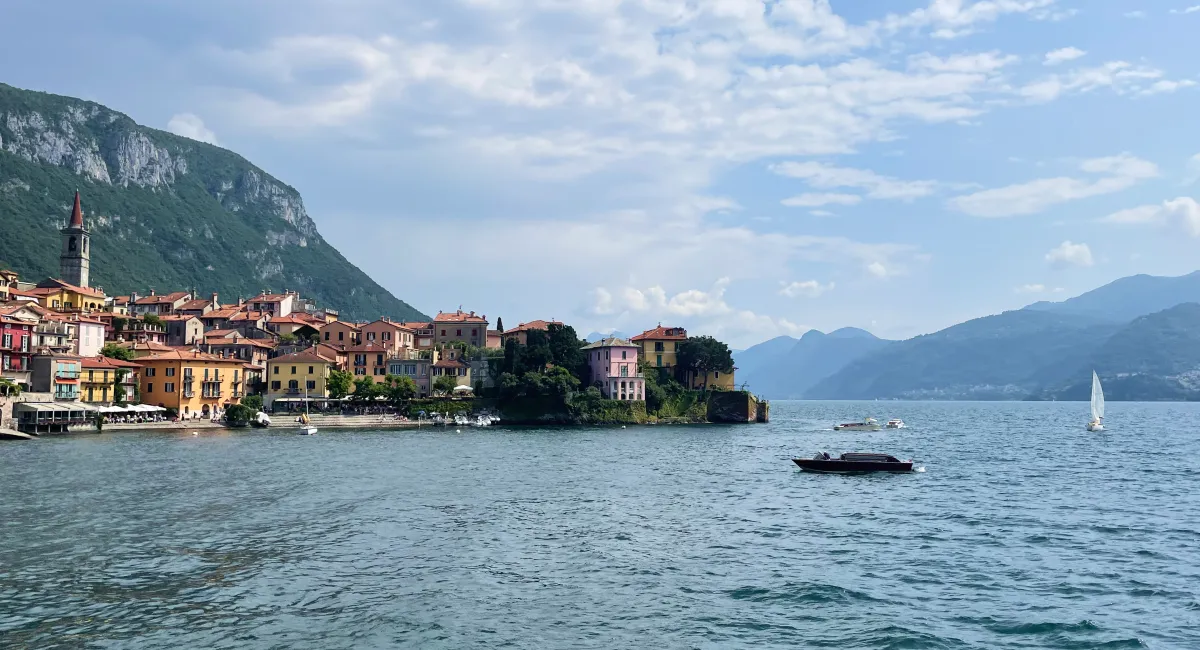 Colorful houses of Varenna on the shore of Lake Como